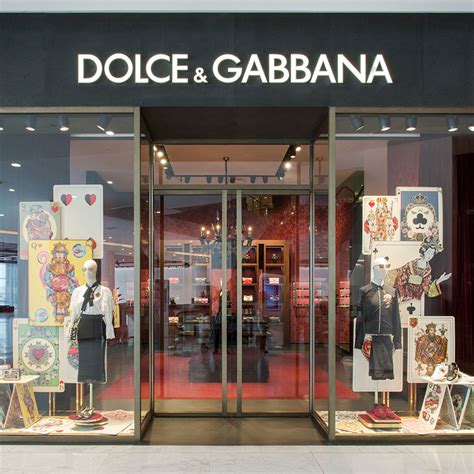 dolce and gabbana Paris locations